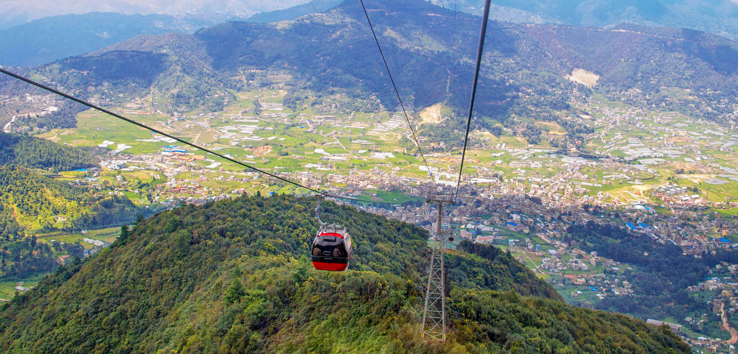 De kabelbaan naar Chandragiri Hill